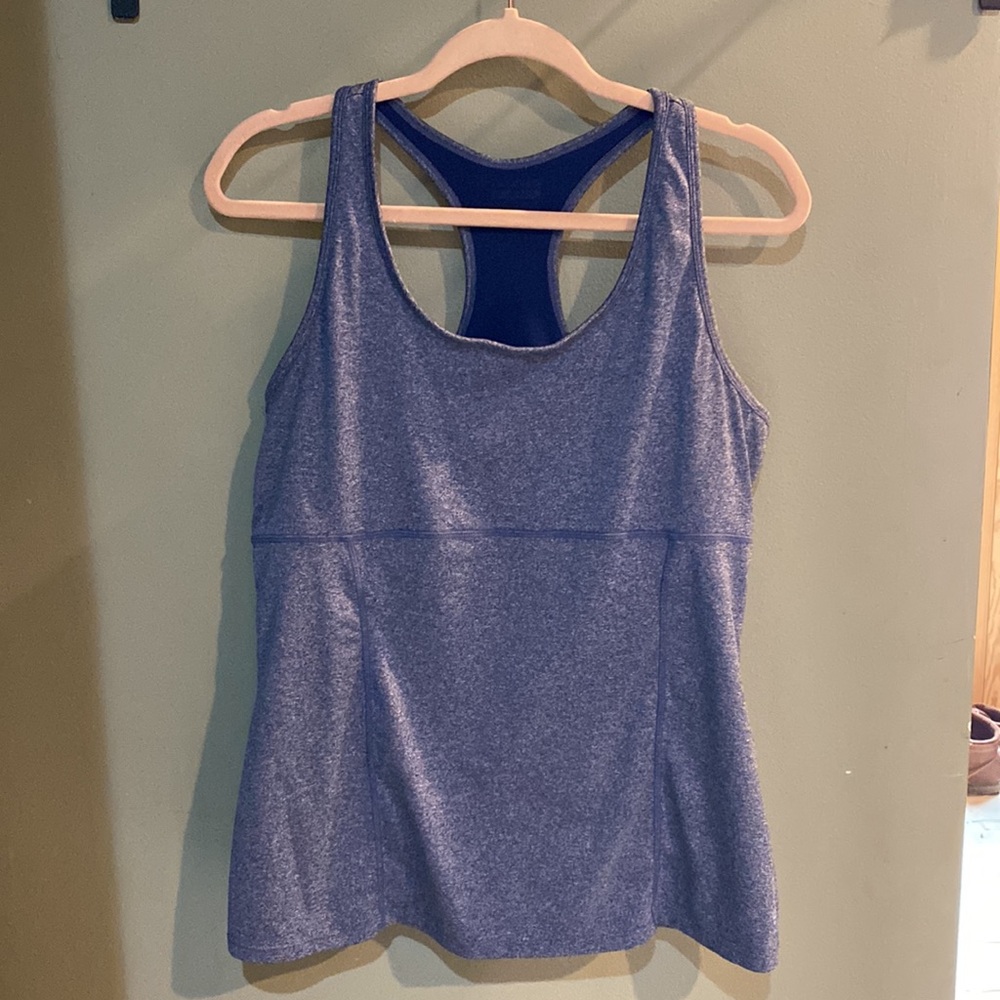Head athletic tank top with built in bra